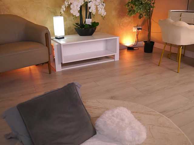 DolceTentacion from BongaCams