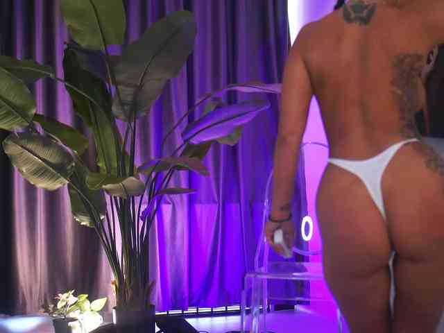 free sex chatroom DolceTentacion