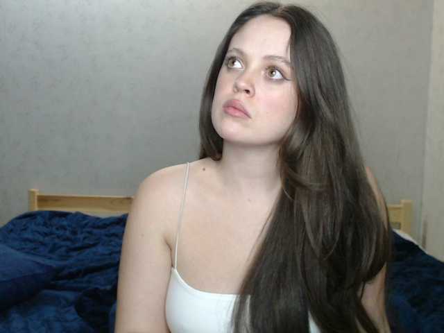 Gummy7bears's BongaCams show and profile