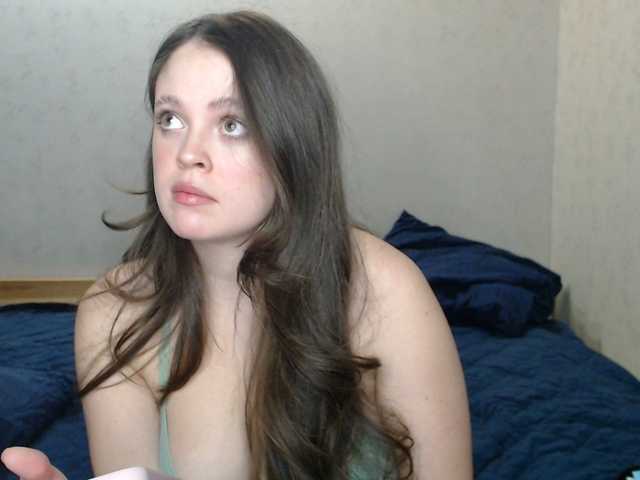 Gummy7bears's BongaCams show and profile