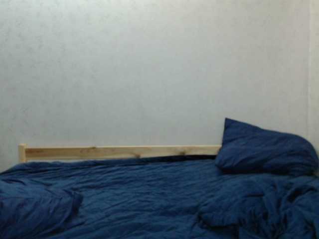 Gummy7bears's BongaCams show and profile