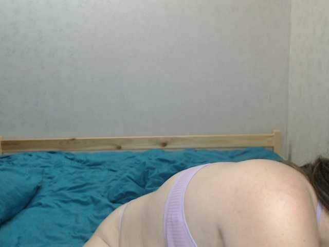 Gummy7bears's BongaCams show and profile