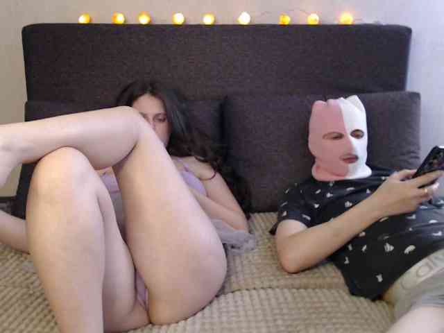 Gummy7bears Live Webcam on {site_name}