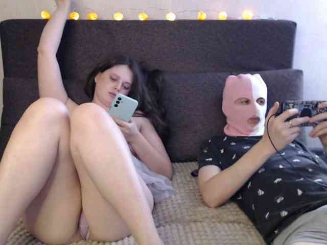 Gummy7bears Live Webcam on {site_name}