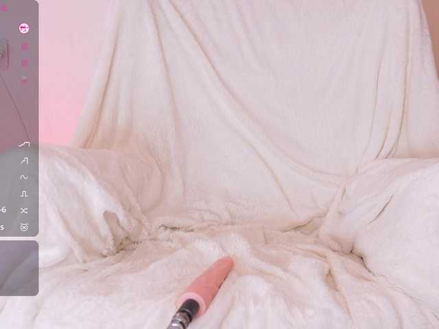 SexyBlondeDoll's BongaCams show and profile