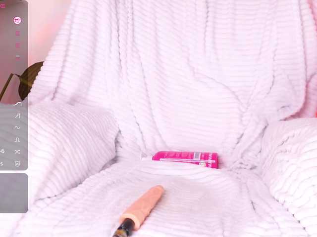 SexyBlondeDoll's BongaCams show and profile