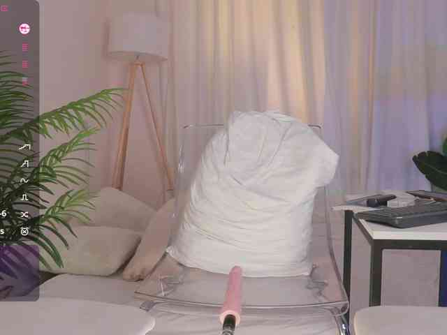 SexyBlondeDoll webcam