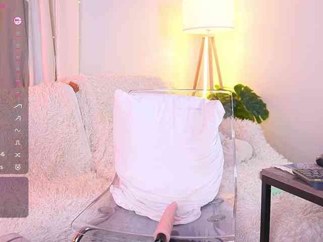 SexyBlondeDoll webcam