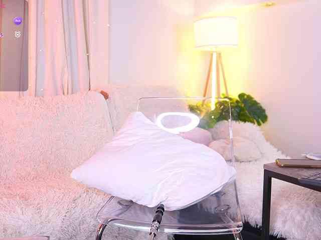 SexyBlondeDoll webcam