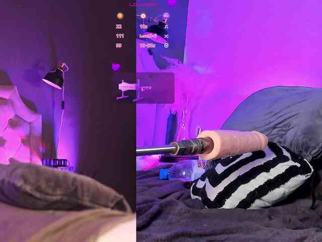 SexyBlondeDoll webcam