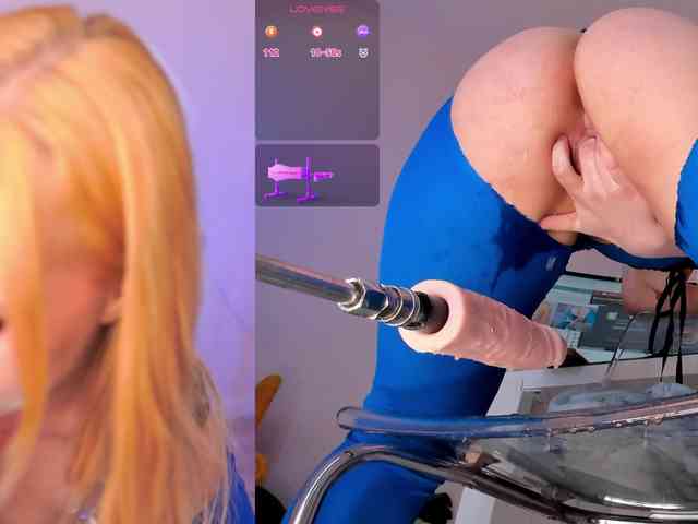 SexyBlondeDoll webcam