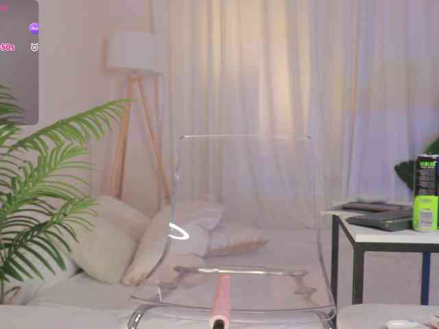 SexyBlondeDoll webcam