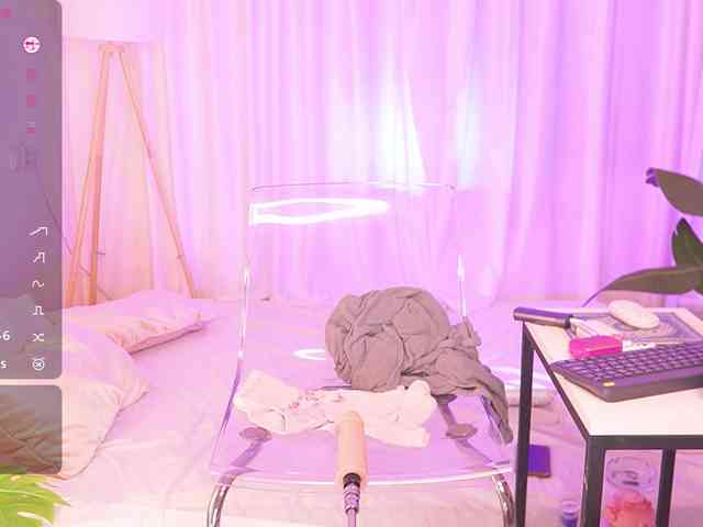 SexyBlondeDoll webcam