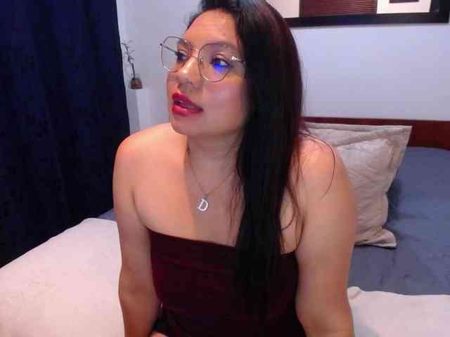 Samaantha webcam