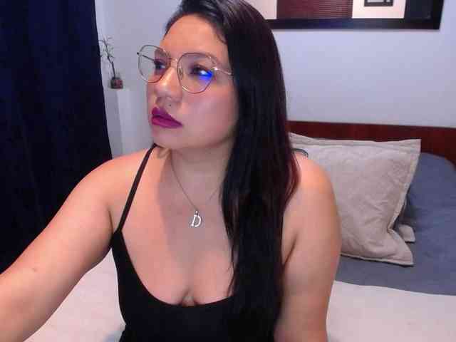 Samaantha webcam