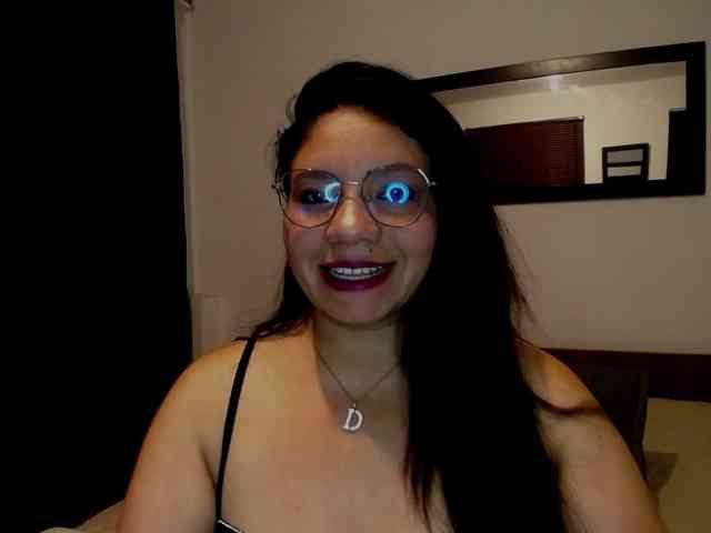 Samaantha webcam