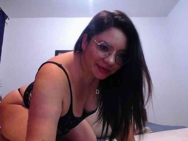Samaantha webcam