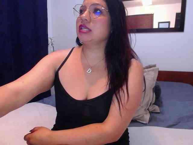 Samaantha webcam