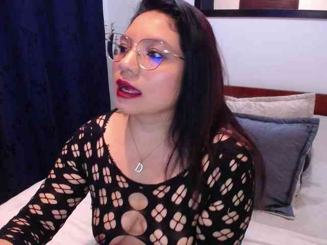 Samaantha webcam