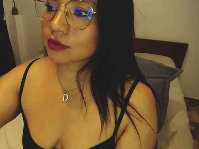 Samaantha webcam