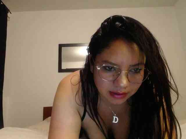 Samaantha webcam