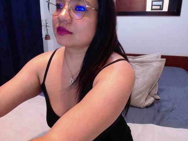 Samaantha webcam