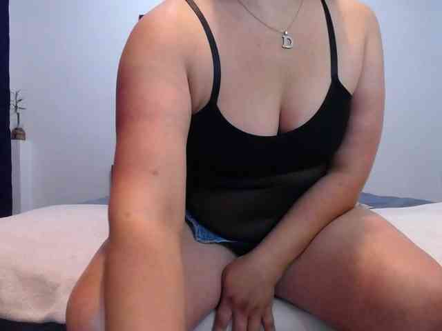 Samaantha webcam