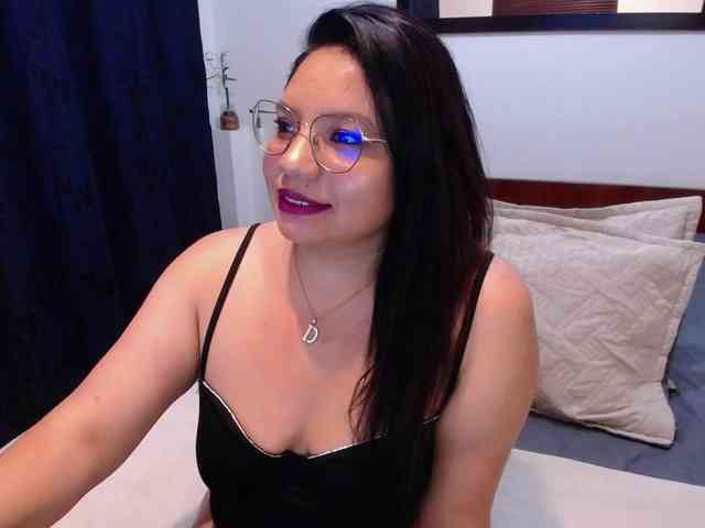 Samaantha webcam
