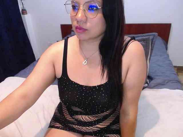 Samaantha webcam