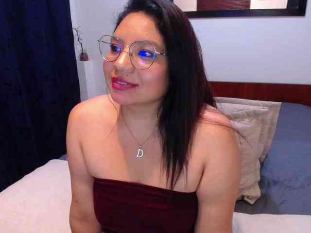 Samaantha webcam
