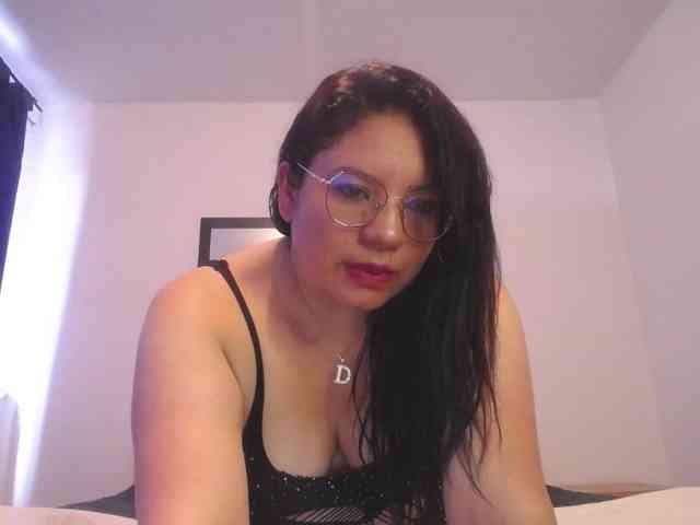 Samaantha webcam