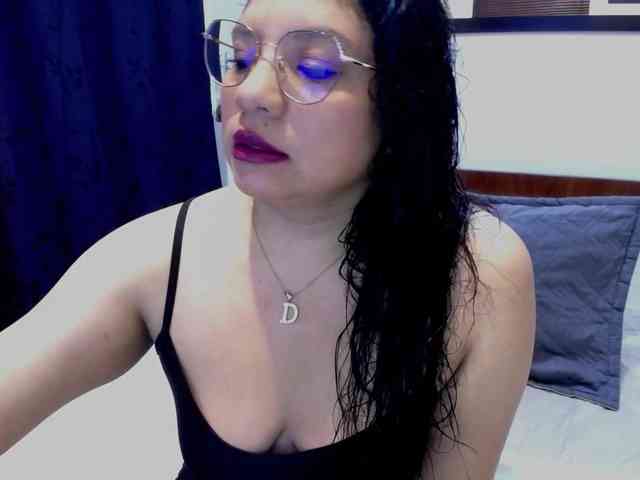 Samaantha webcam