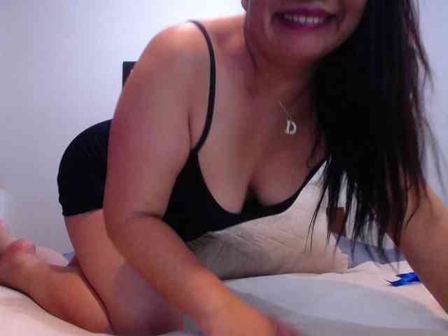 Samaantha webcam