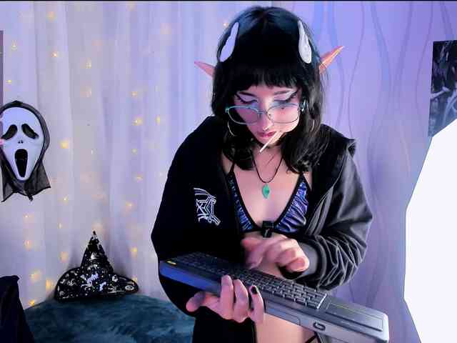 HoshiMiuu webcam