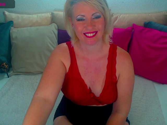 Alexin-McQueen's BongaCams show and profile