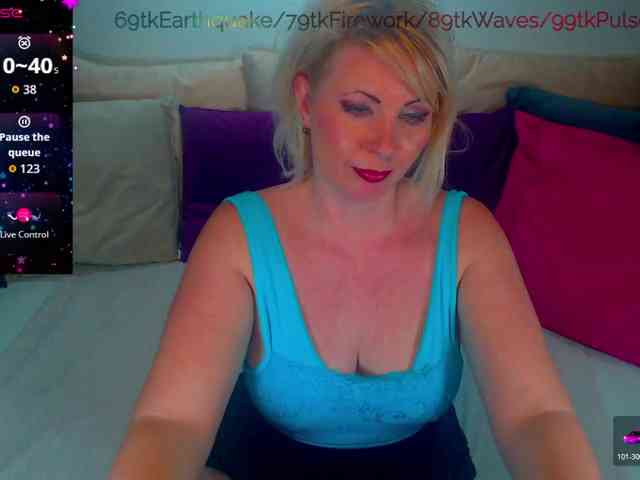 Alexin-McQueen Live Webcam on BongaCams