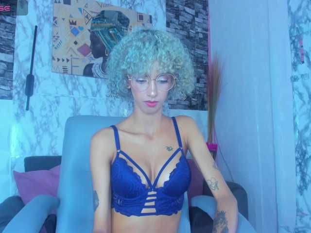 queencuarxxo webcam