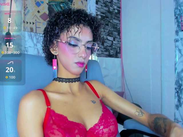 queencuarxxo's BongaCams show and profile