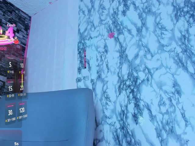 queencuarxxo's BongaCams show and profile