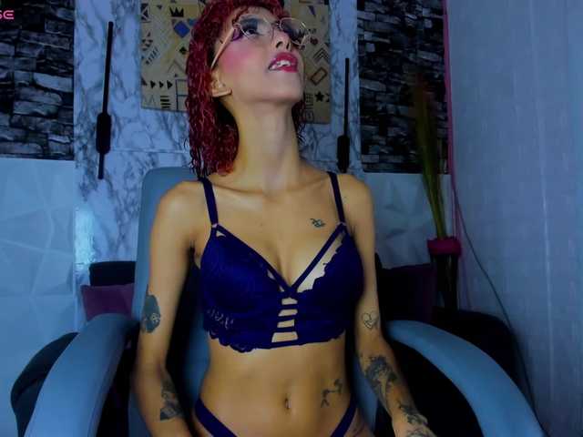 queencuarxxo webcam bongacams model stream image