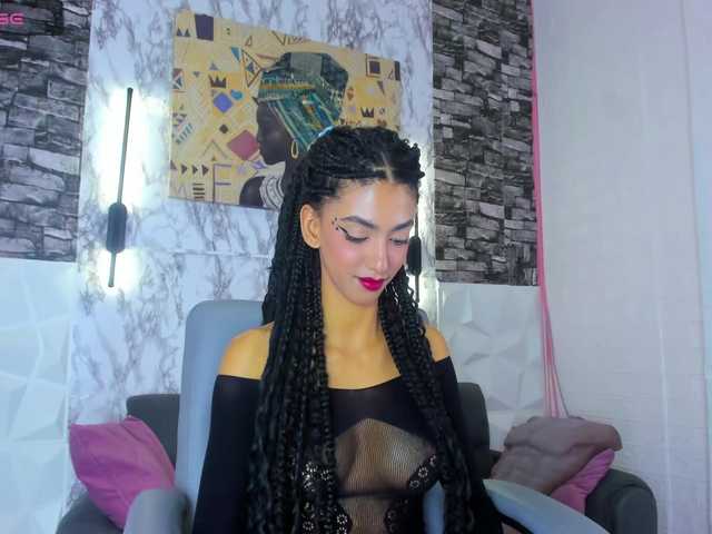 queencuarxxo's BongaCams show and profile