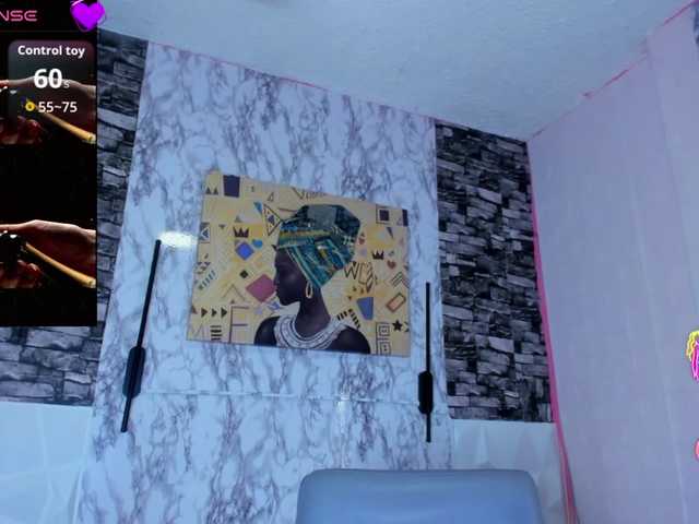 queencuarxxo's BongaCams show and profile