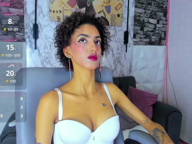 queencuarxxo's BongaCams show and profile