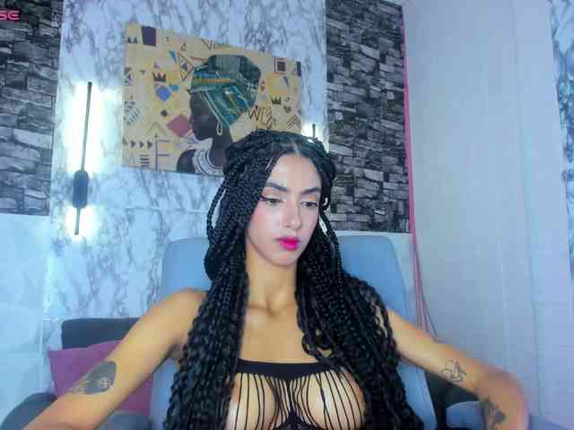 queencuarxxo webcam