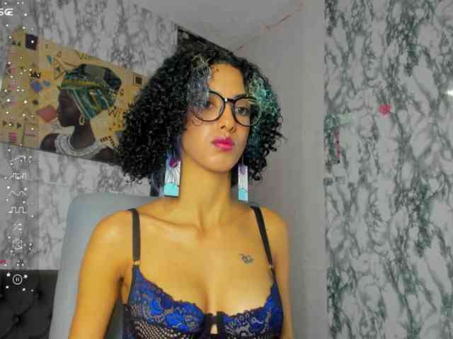 queencuarxxo webcam