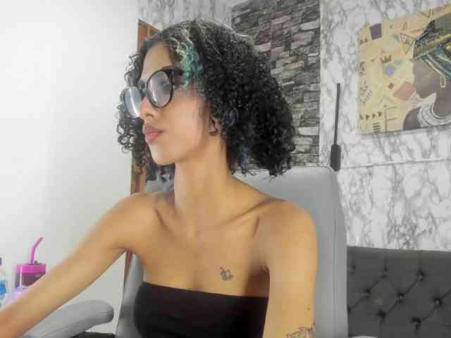 queencuarxxo webcam