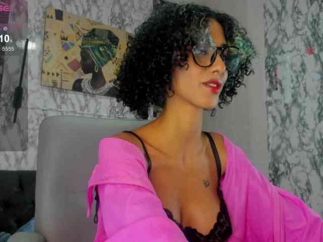 queencuarxxo webcam