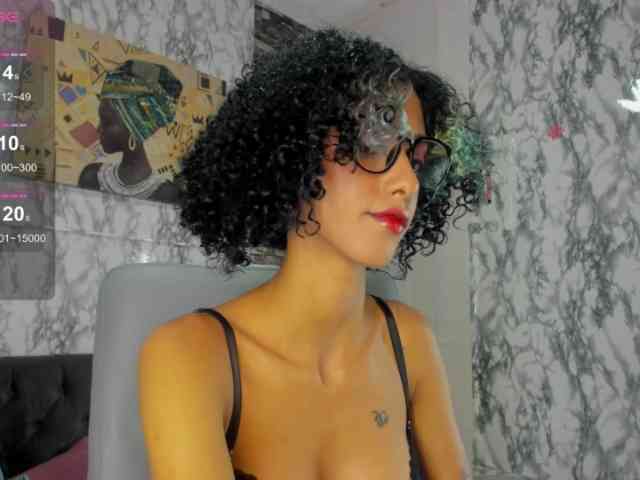 queencuarxxo webcam