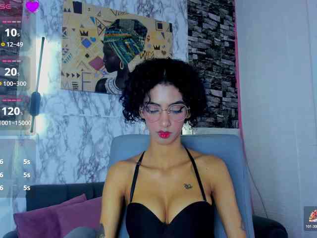 queencuarxxo webcam