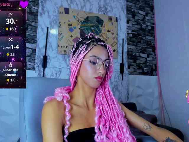 queencuarxxo webcam